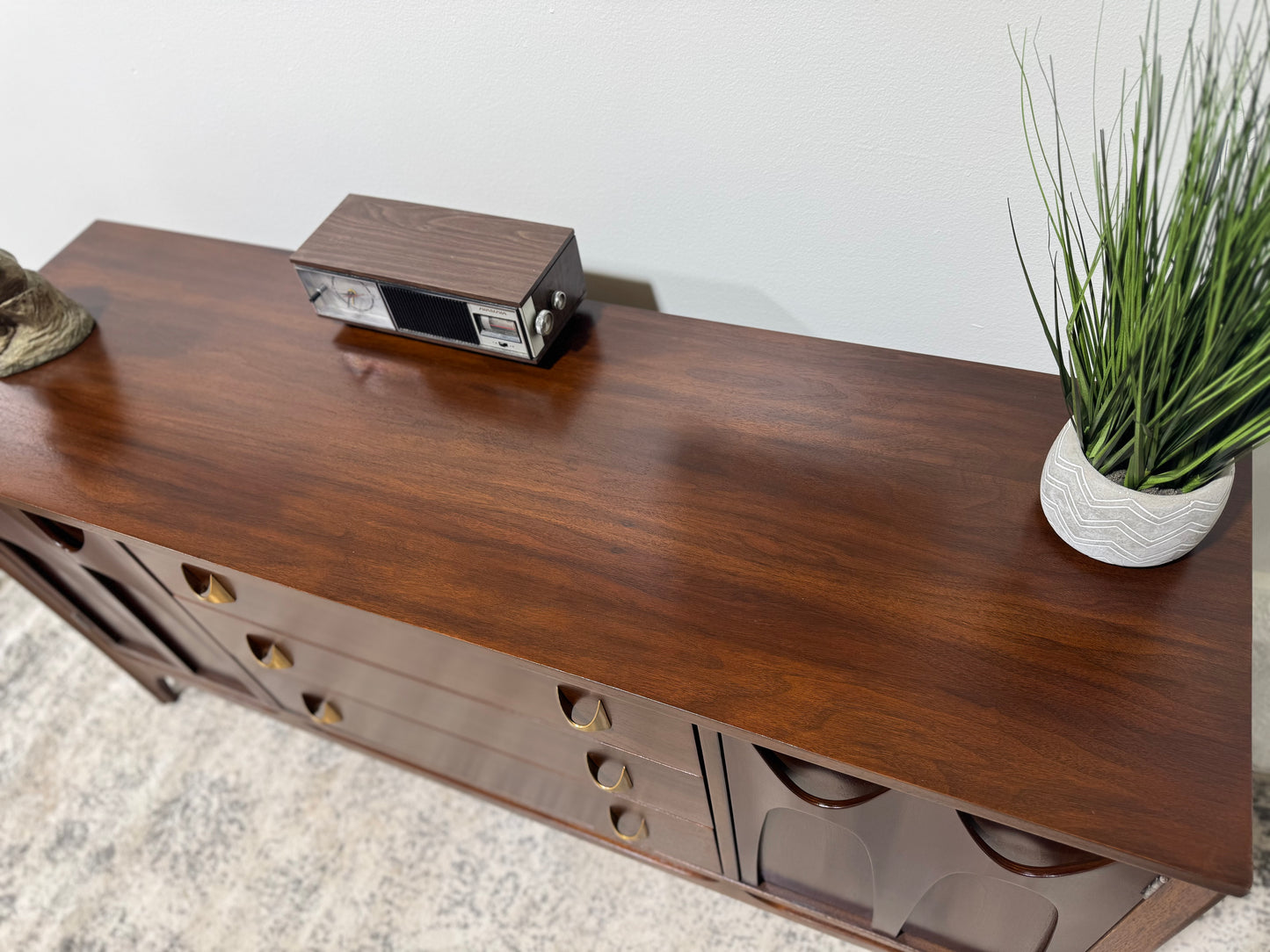 Broyhill BrasĂlia Credenza