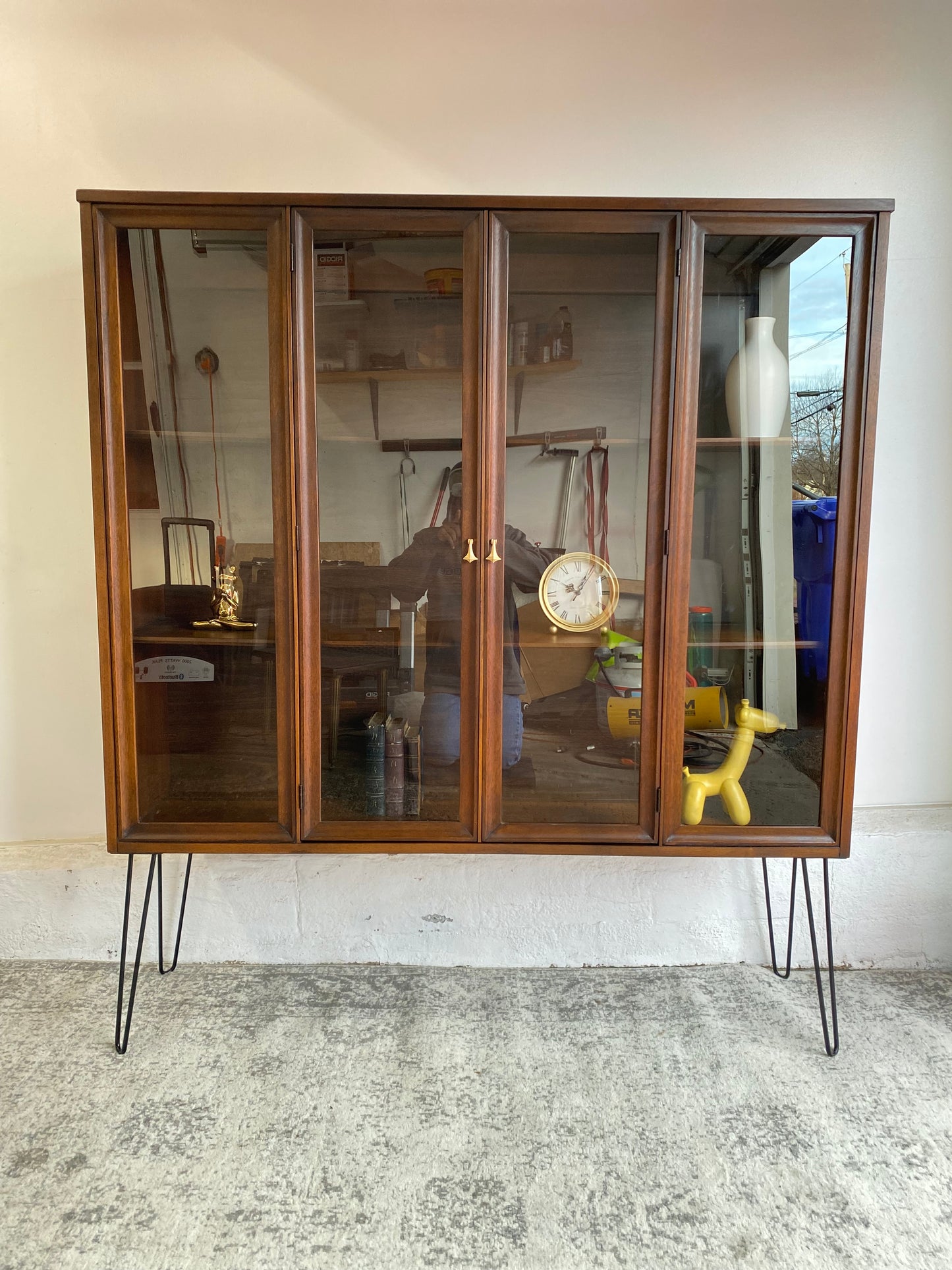 Broyhill Brasília Display Cabinet
