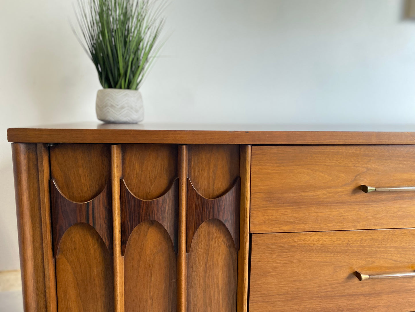 Kent Coffey Perspecta 12-Drawer Dresser