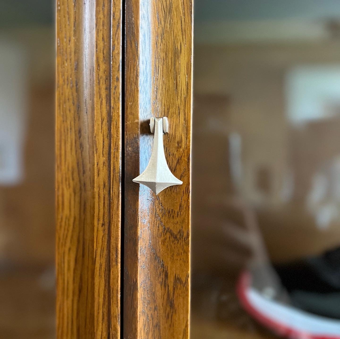 Broyhill BrasĂlia Display Cabinet