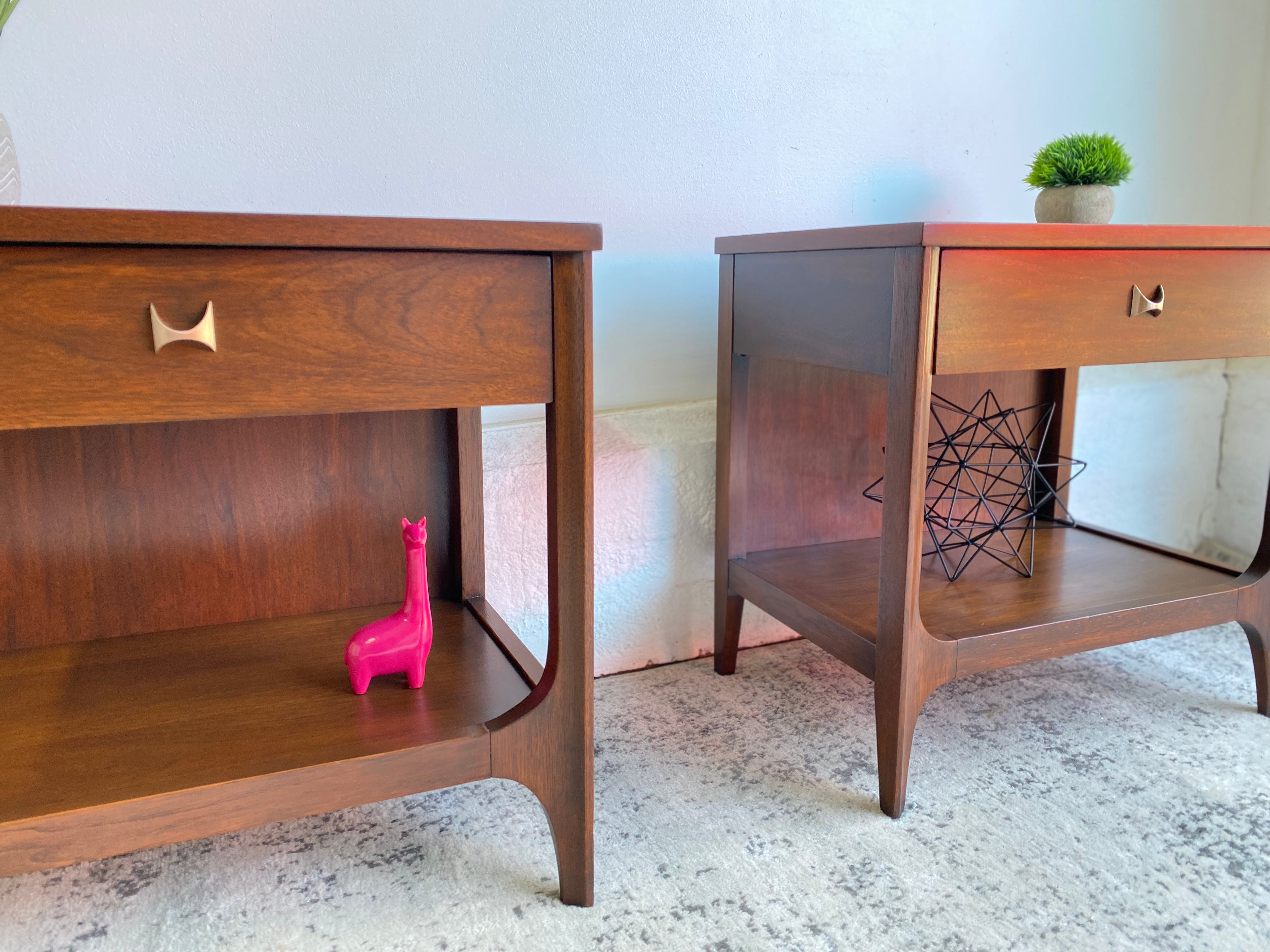Broyhill Bras lia Nightstands New World Furniture And Restoration
