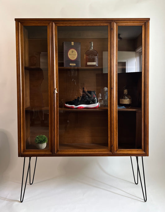 Broyhill Brasília Display Cabinet