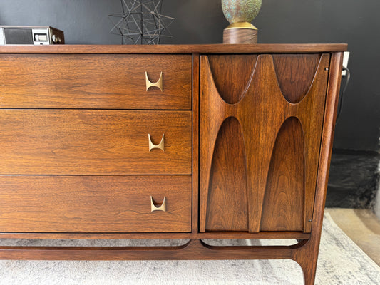 Broyhill Brasília Credenza
