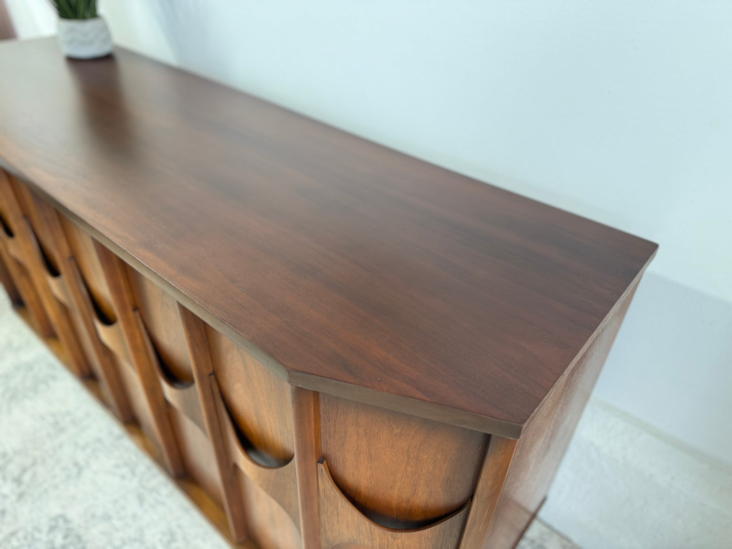 Kent Coffey Perspecta Credenza