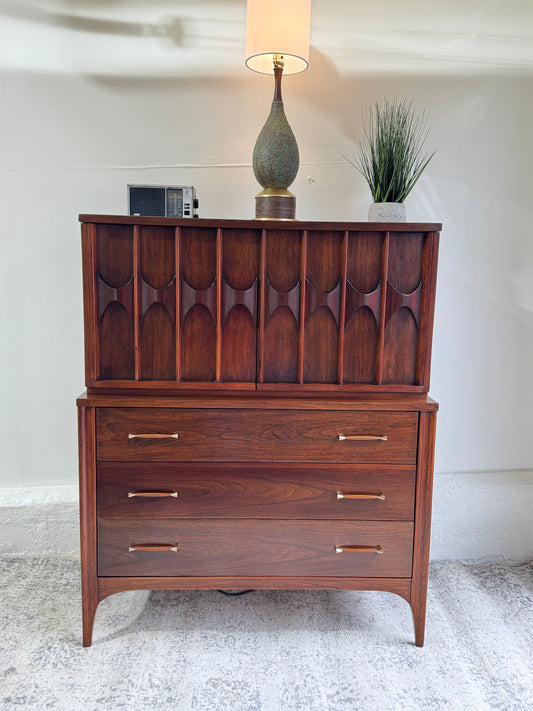 Kent Coffey Perspecta Gentleman’s Chest