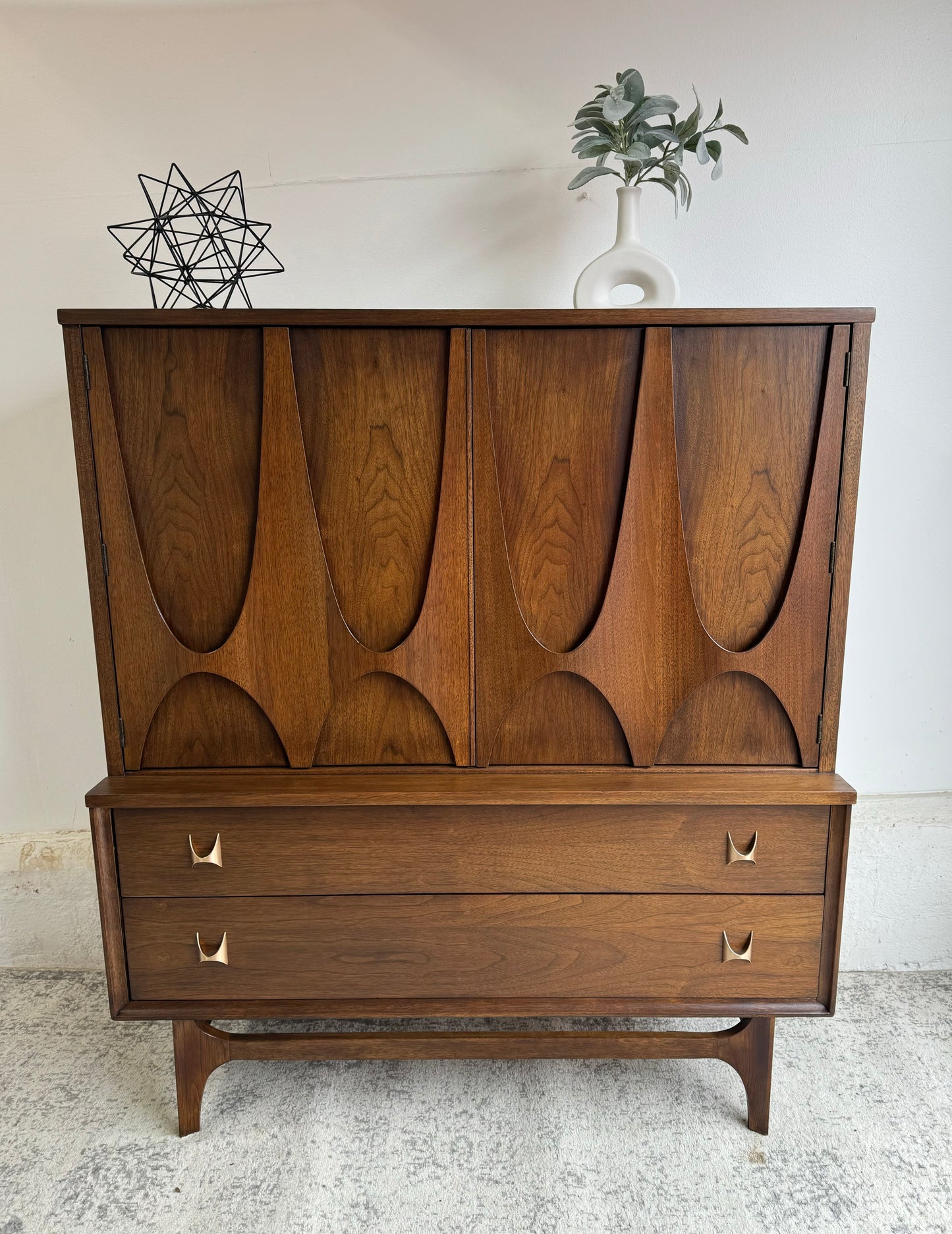 Broyhill Brasília Gentleman’s Chest