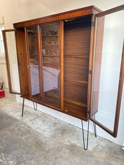 Broyhill Brasília Display Cabinet