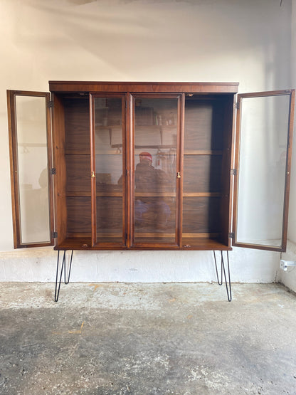 Broyhill Brasília Display Cabinet