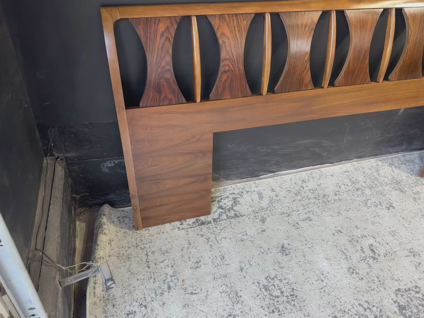 Kent Coffey Perspecta King Size Headbaord – New World Furniture